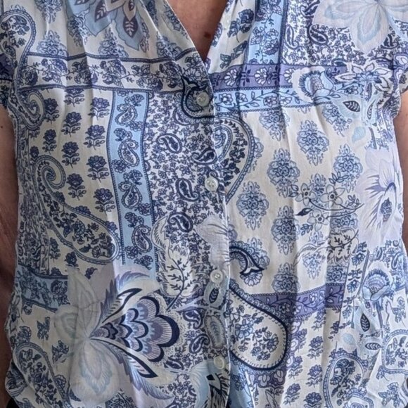 Blouse - Picture 1 of 2